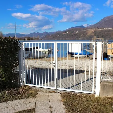 Fronte LagoResidencegarden, Moderno Appartamento Calceranica al Lago Exterior photo