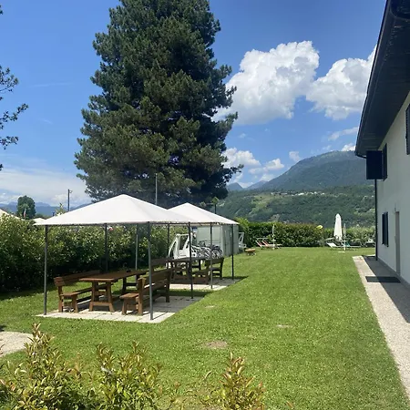 Fronte LagoResidencegarden, Moderno Appartamento Calceranica al Lago Exterior photo