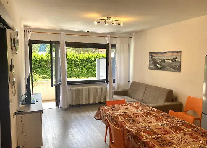 Fronte LagoResidencegarden, Moderno Appartamento